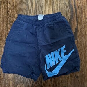 Boys size Large Nike Navy Blue Woven Shorts Fully Lined w/Mesh
